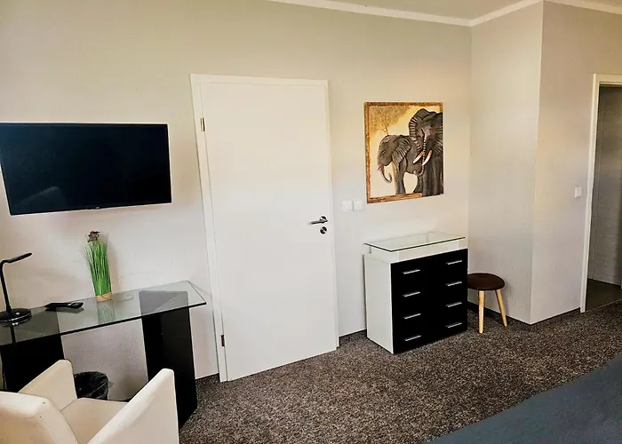 Hotel Sonnenschein 3*